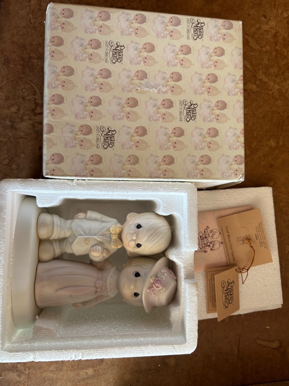 Precious Moments 1986 God Bless Our Family